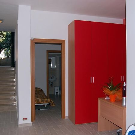 B&B Fenix Trani Ngoại thất bức ảnh